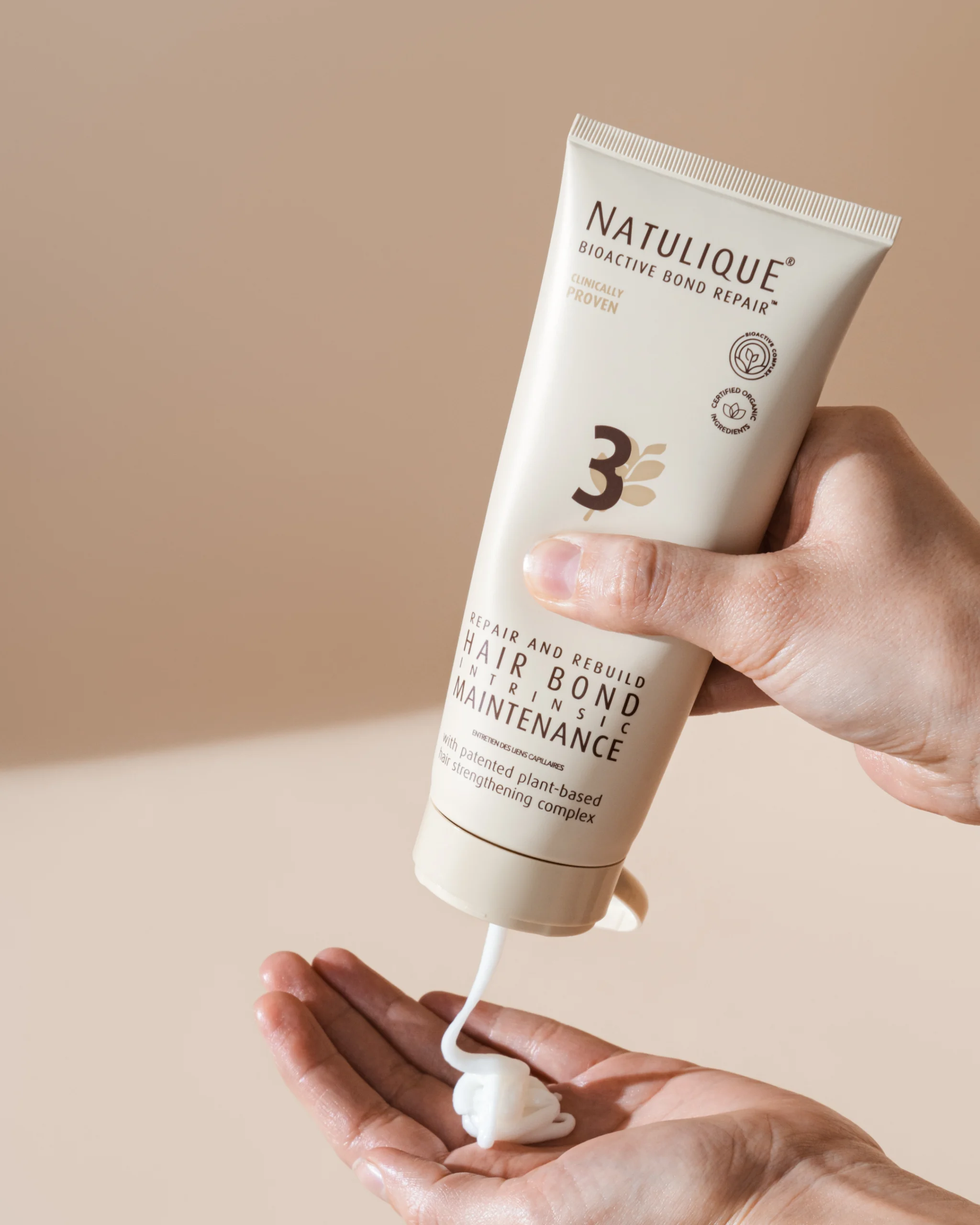 NATULIQUE-BIOACTIVE-BOND-REPAIR-INTRINSIC-MAINTENANCE--IN-HAND-4x5