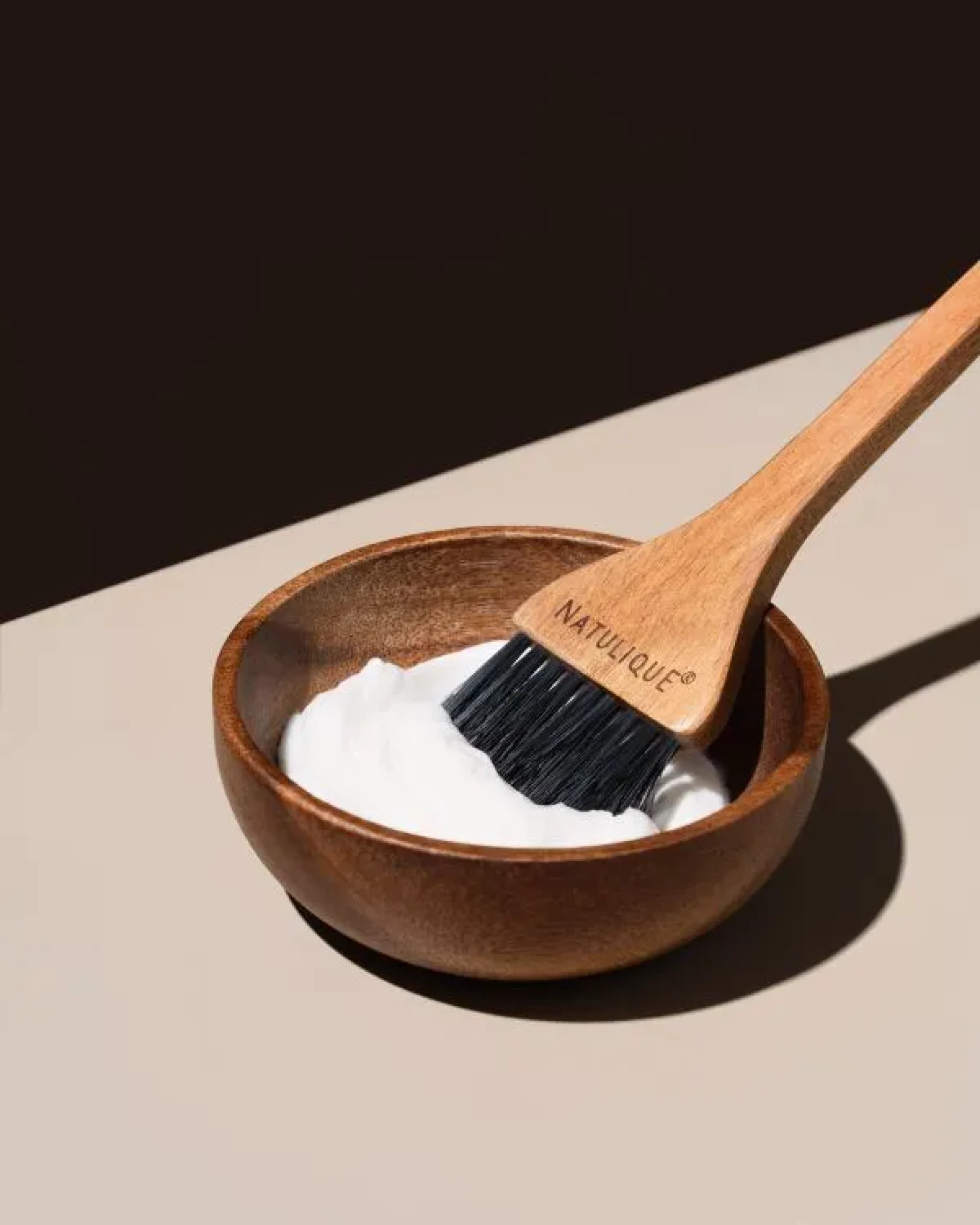 NATULIQUE-HEAD-SPA-PRODUCT-APPLICATION-WITH-BRUSH-V03-4x52